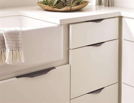 Amerock Aloft Edge Pulls in Black Chrome