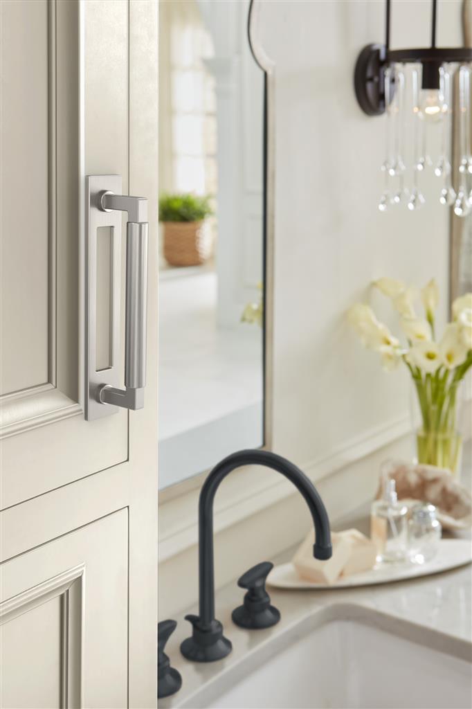 AMEROCK Medora Rectangle Cabinet Handle Backplate in Satin Nickel (+8 Sizes)
