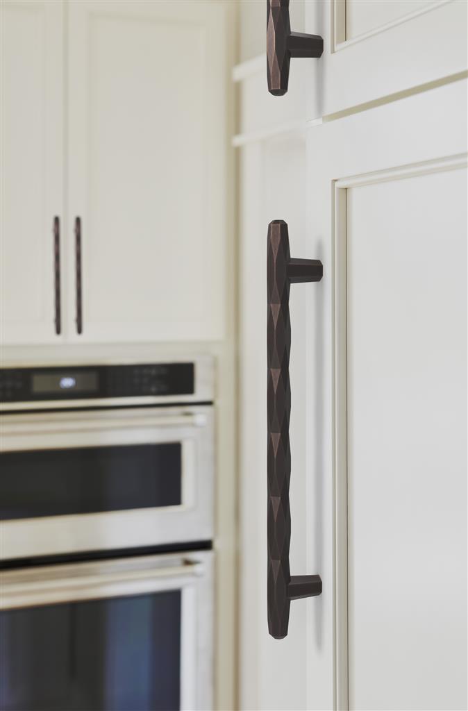 AMEROCK St. Vincent Geometric Bar Pulls in Oil Rubbed Bronze (+6 Sizes)