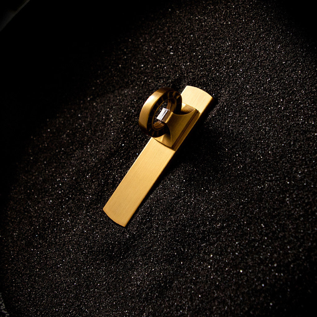 Belwith Keeler Bijou Astoria 3-1/2" Long Rectangle Knob Backplate in Brushed Golden Brass B056380-BGB Display