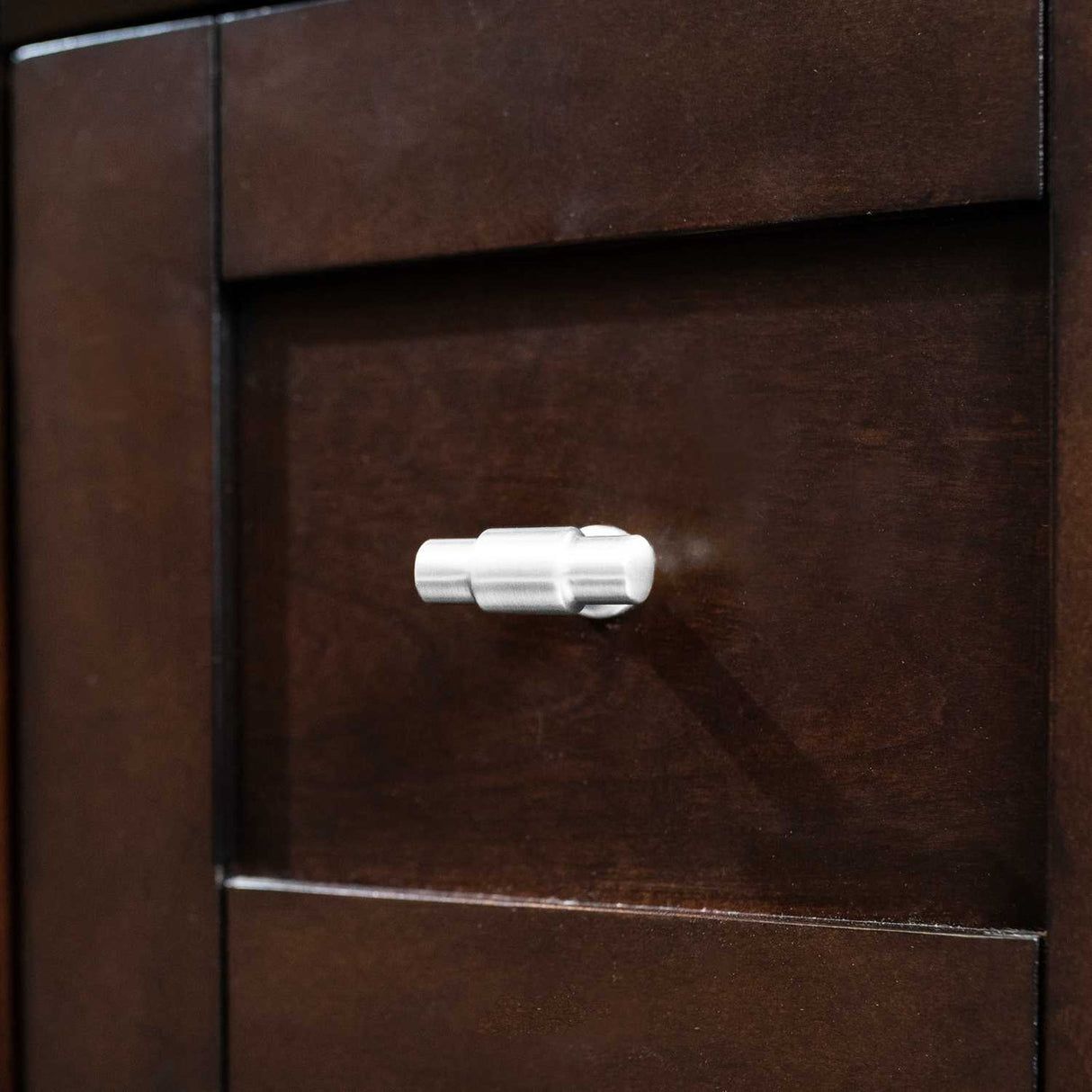 Drawer View of a Chrome 1-5/8" Knob Bar Cabinet Pull from Hickory Hardware's Piper Collection H077850-CH