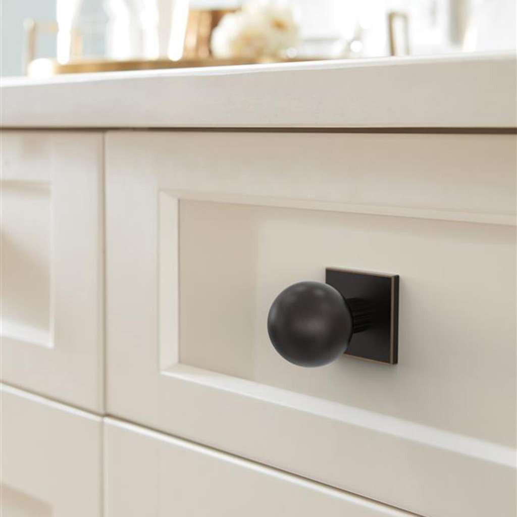 AMEROCK Ladera 1-3/16" Square Cabinet Knob Backplate in Oil Rubbed Bronze BP37760ORB Mounted