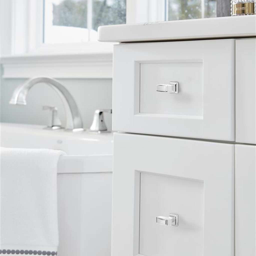 AMEROCK Mulholland Rectangle Cabinet Knob in Polished Chrome 1-1/4" BP5302926 on White