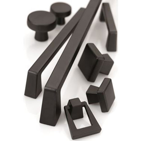 Cabinet Pulls Collection