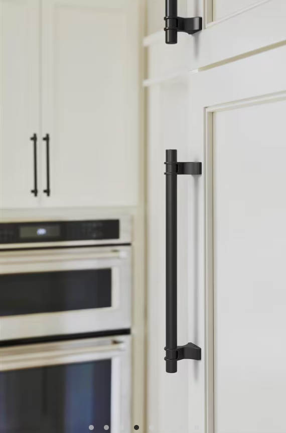 AMEROCK Davenport Handle Pull in Matte Black (+8 Sizes)