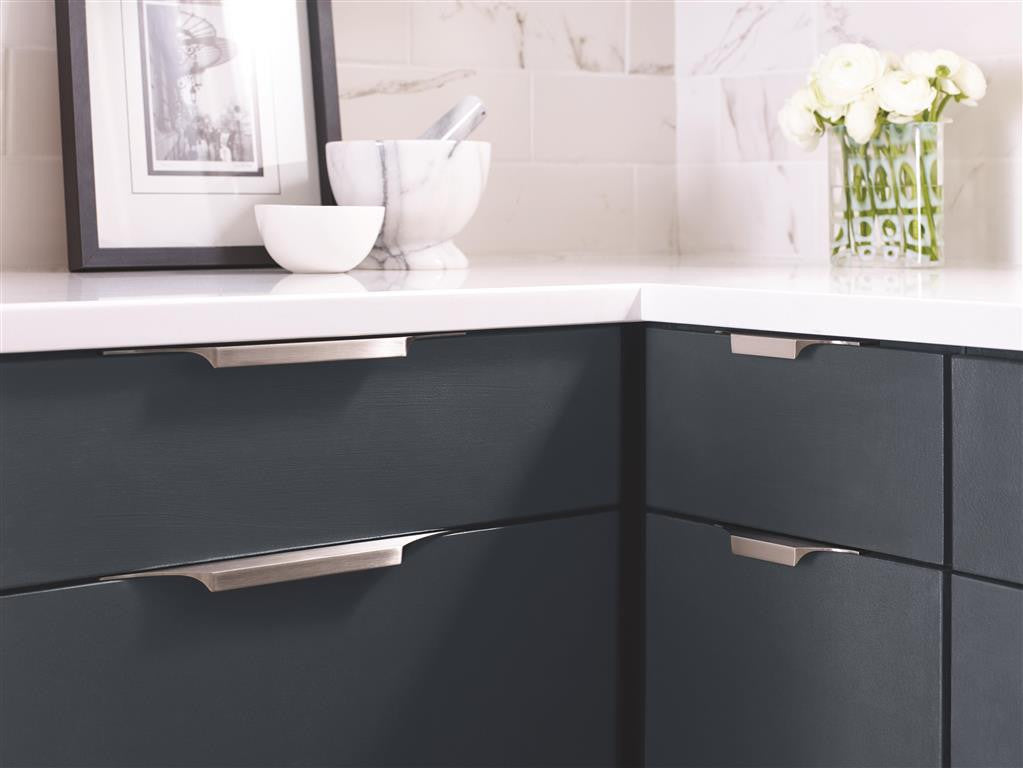 Amerock Extent Edge Pulls in Satin Nickel