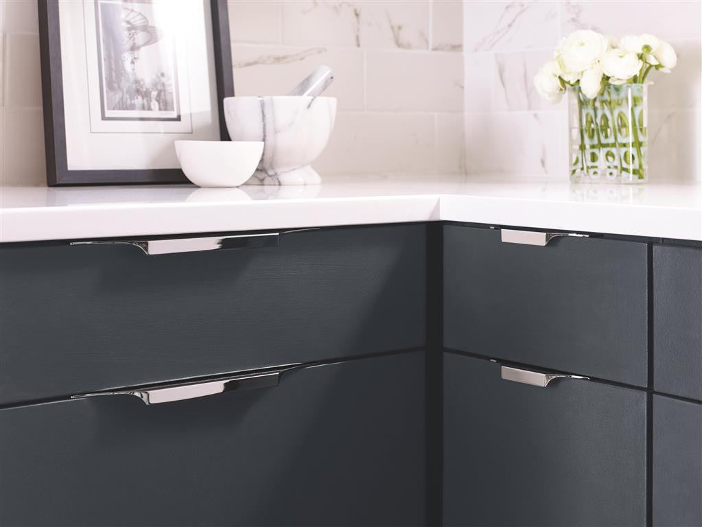 Amerock Extent Edge Pulls in Polished Nickel