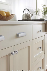AMEROCK Kane Round Cabinet Knob in Polished Chrome (+2 Sizes)