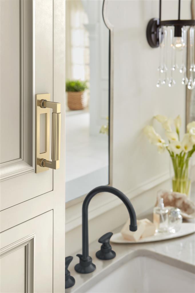 AMEROCK Medora Rectangle Cabinet Handle Backplate in Golden Champagne (+8 Sizes)