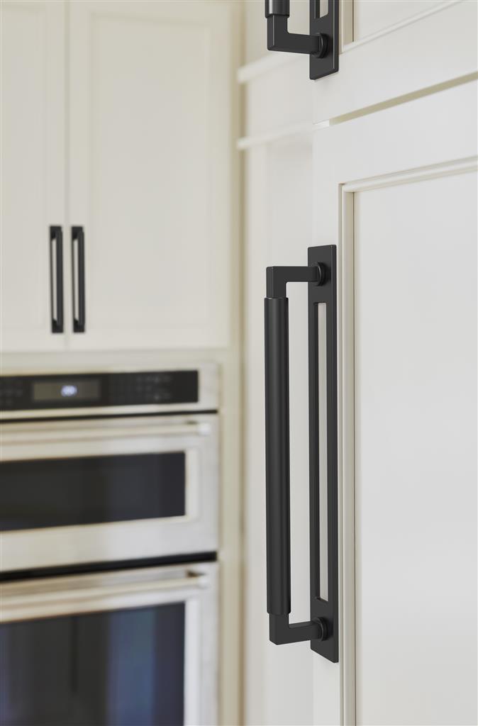 AMEROCK Medora Rectangle Cabinet Handle Backplate in Flat Black (+8 Sizes)