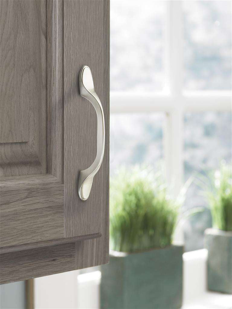 AMEROCK Ravino Cabinet Handles in Satin Nickel