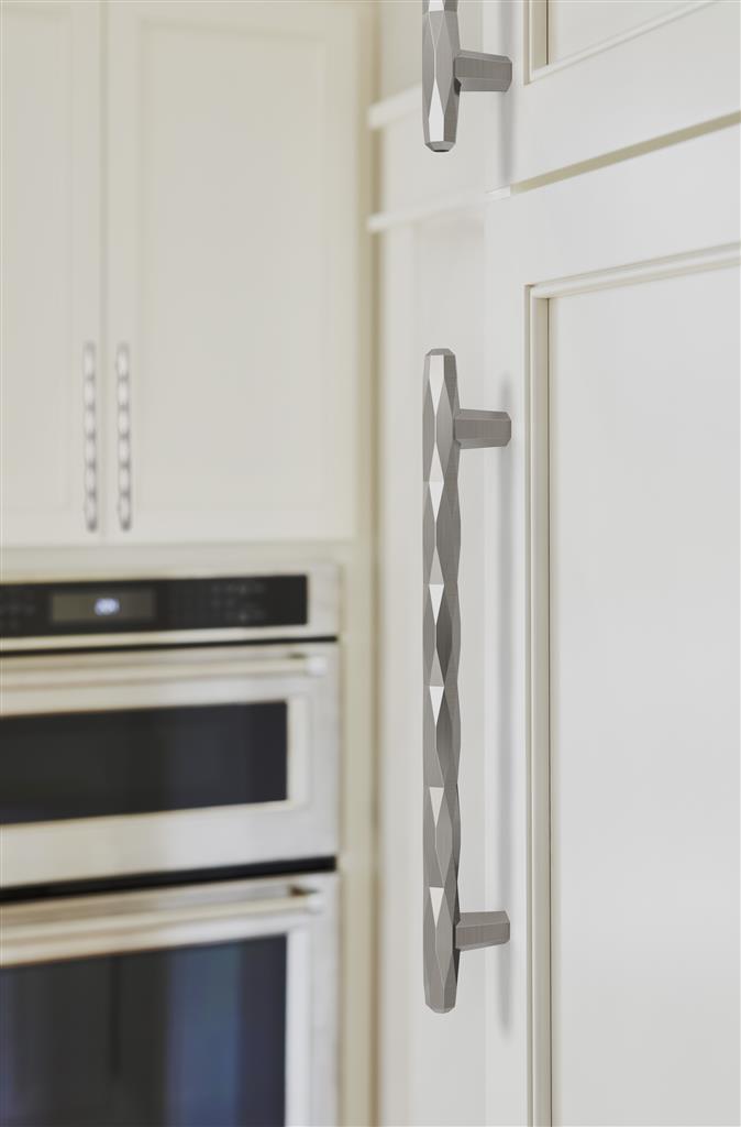 AMEROCK St. Vincent Geometric Bar Pulls in Satin Nickel (+6 Sizes)