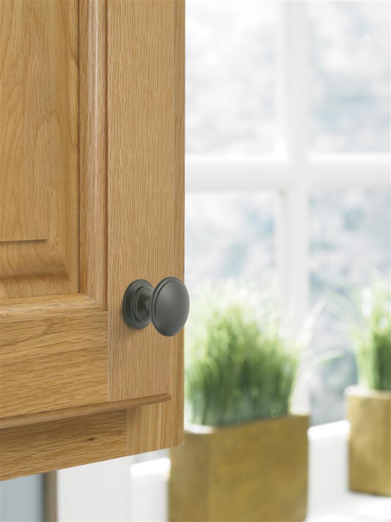 AMEROCK Ravino 1-1/4" Diameter Cabinet Knob in Flat Black