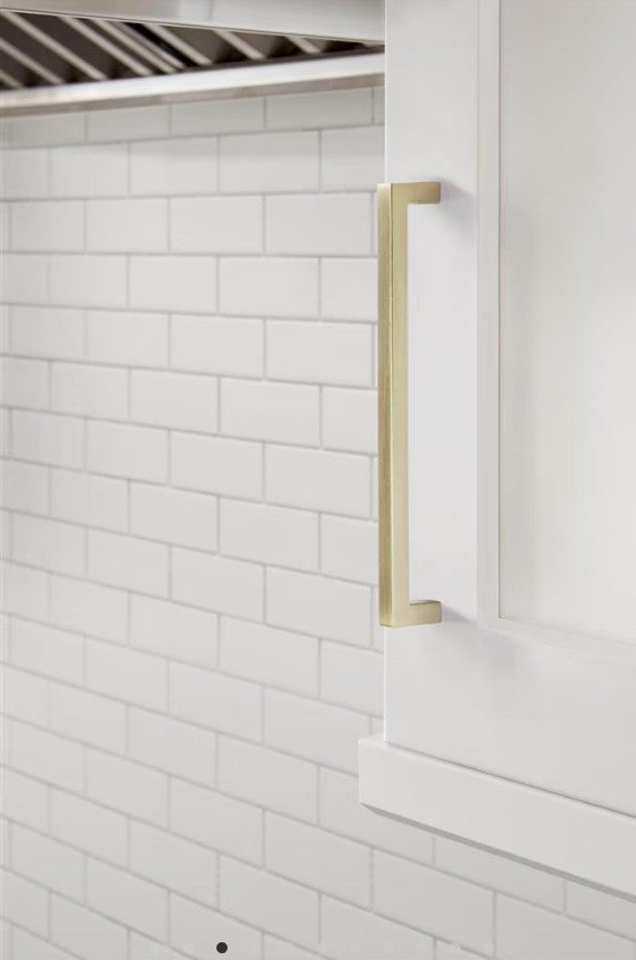 AMEROCK Monument Square Handle Pulls in Golden Champagne (+8 Sizes)