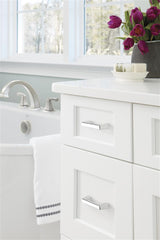 AMEROCK Blackrock Handle Cabinet Pull in Polished Chrome (+7 Sizes)