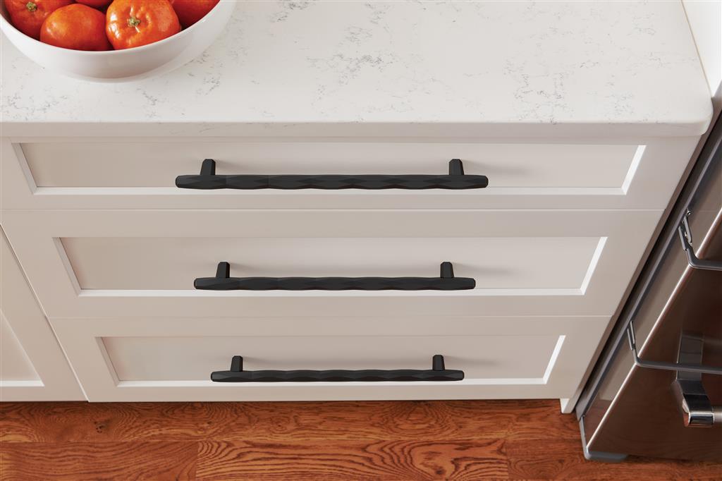 AMEROCK St. Vincent Geometric Bar Pulls in Black Bronze (+6 Sizes)