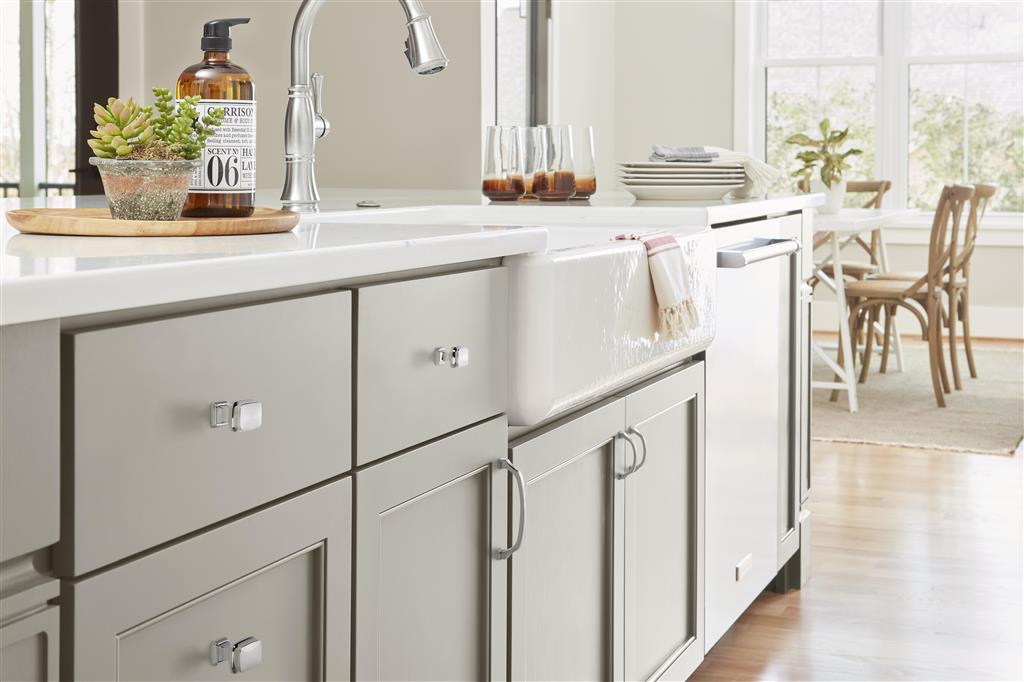 AMEROCK Revitalize Cabinet Handles in Polished Chrome (+7 Sizes)