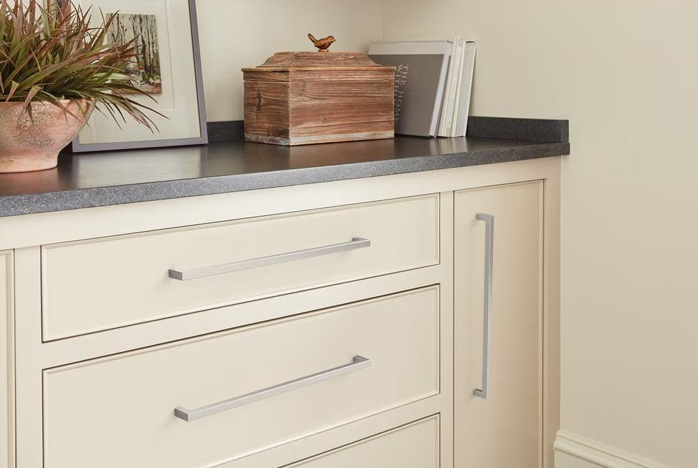 AMEROCK Monument Square Handle Pulls in Satin Nickel (+8 Sizes)
