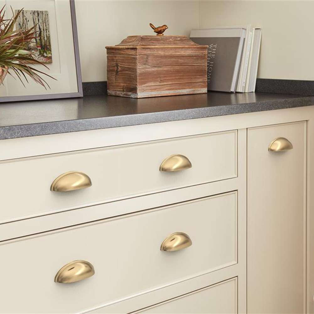 Amerock Ravino 3" Centers Cup Pull in Champagne Bronze BP22094CZ Mounted