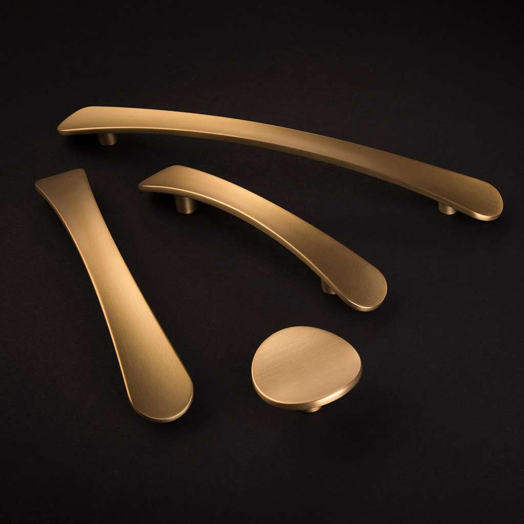 BELWITH-KEELER Vale in Brushed Golden Brass Collection