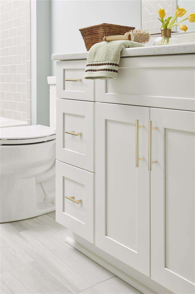 AMEROCK Bar Pulls Cabinet Handle in Champagne Bronze