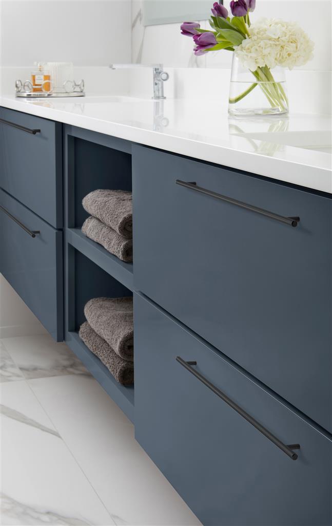 AMEROCK Bar Pulls Cabinet Handle in Matte Black (+13 Sizes)
