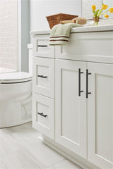 AMEROCK Bar Pulls Cabinet Handle in Matte Black (+13 Sizes)