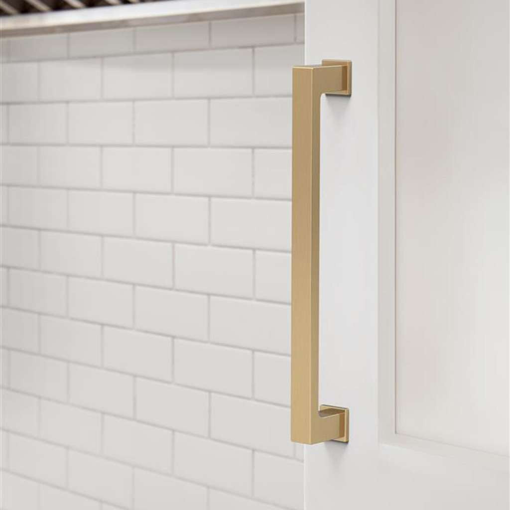 AMEROCK Bridgeport Cabinet Handle Pull in Champagne Bronze 160mm BP37033CZ Mounted