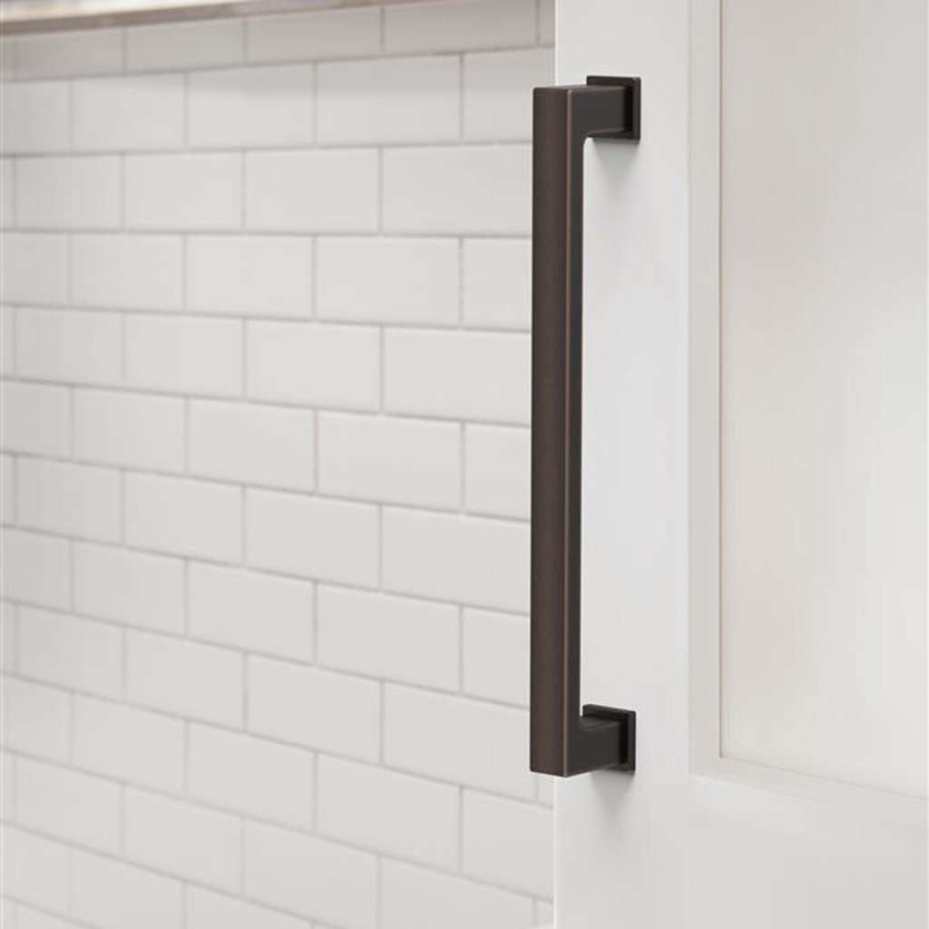 AMEROCK Bridgeport Cabinet Handle Pull in Oil Rubbed Bronze 160mm BP37033ORB Mounted