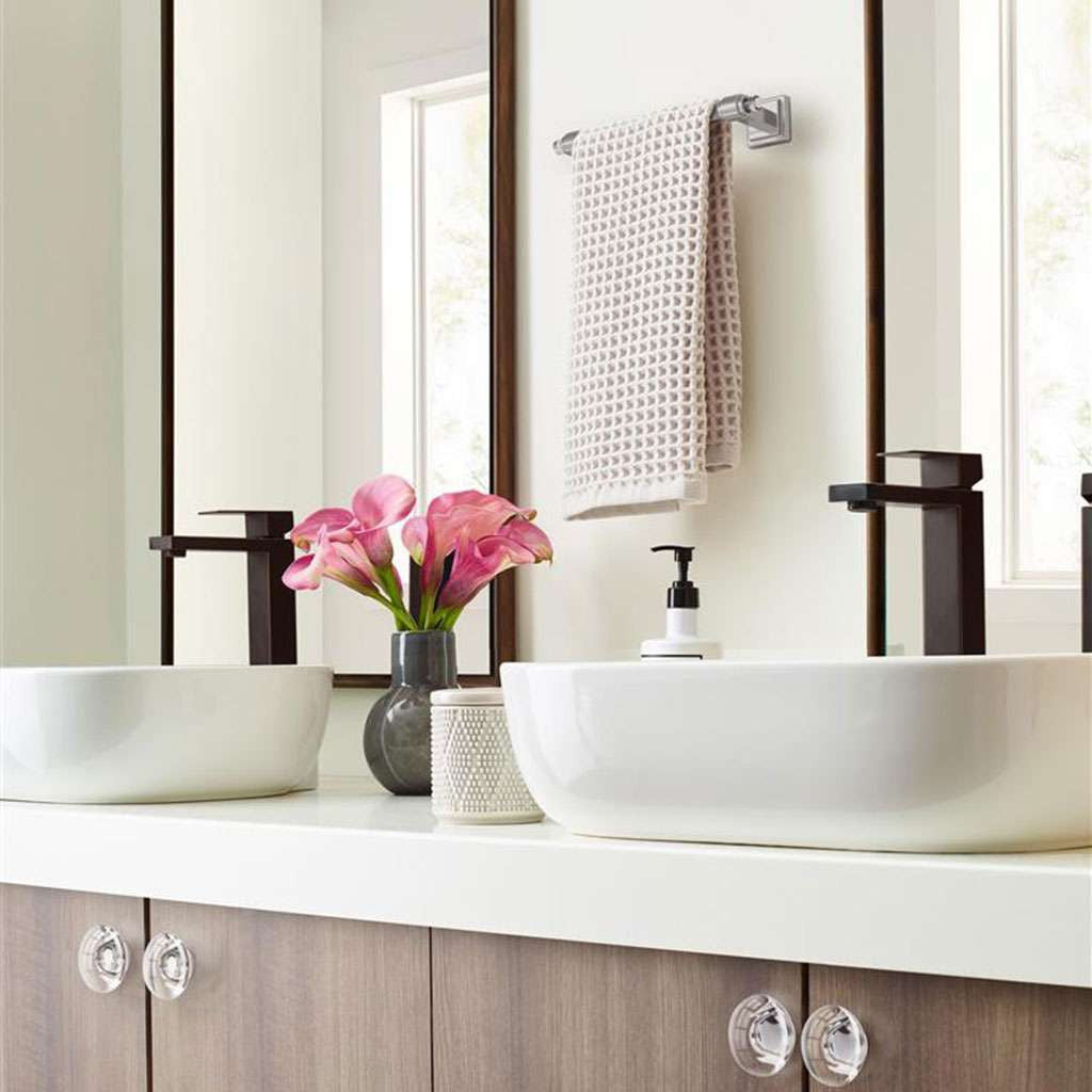 AMEROCK Glacio Towel Bar in Clear and Brushed Nickel 8" BH36065CG10 in Brown Bathroom