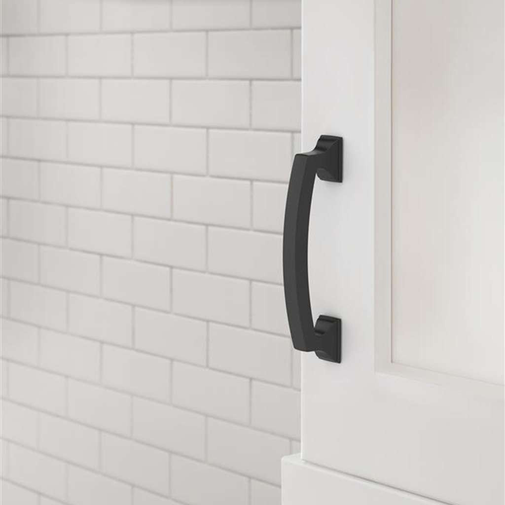 AMEROCK Incisive Cabinet Handle Pull in Matte Black 96mm BP37121MB Mounted