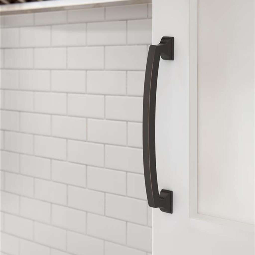 AMEROCK Incisive Cabinet Handle Pull in Oil Rubbed Bronze 160mm BP37123ORB Mounted