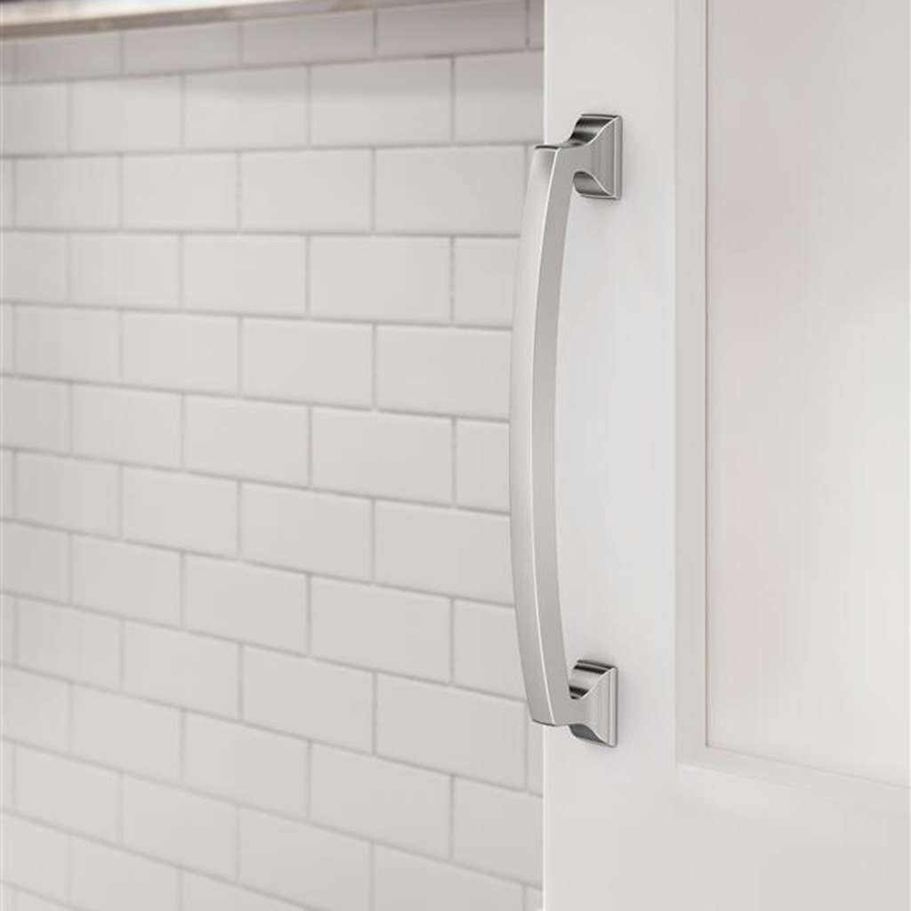 AMEROCK Incisive Cabinet Handle Pull in Polished Chrome 160mm BP3712326 Mounted