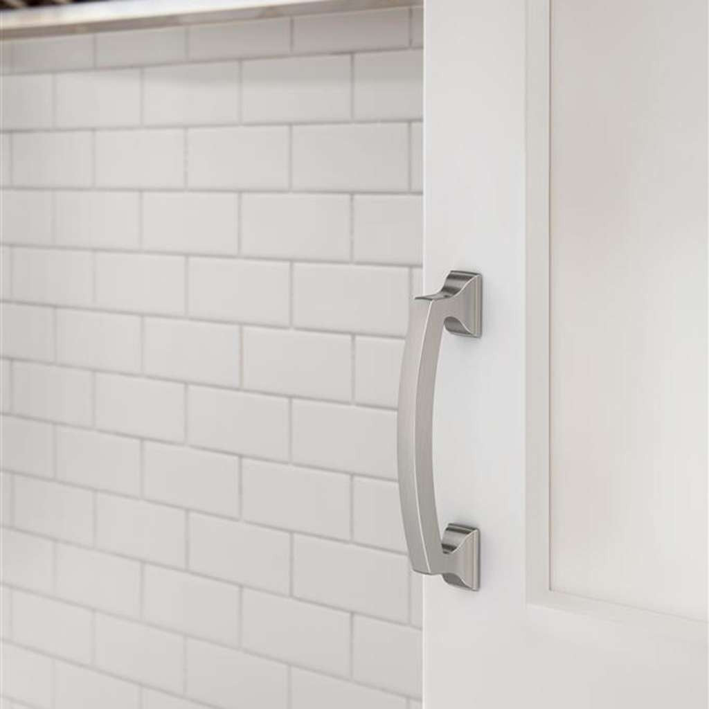 AMEROCK Incisive Cabinet Handle Pull in Satin Nickel 96mm BP37121G10 Mounted