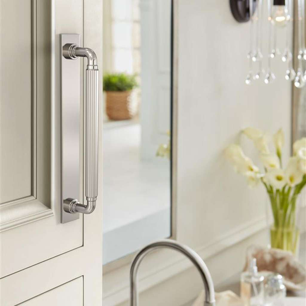 AMEROCK Ladera Rectangle Cabinet Handle Backplate in Polished Nickel 160mm BP37764PN Mounted