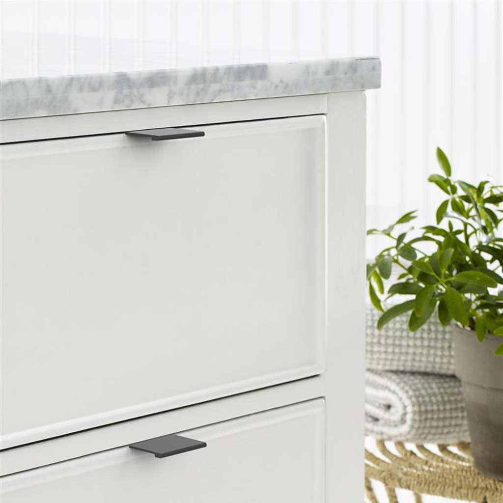 Amerock Streamline 2 Edge Pulls in Matte Black 1-3/4" BP37190MB Mounted