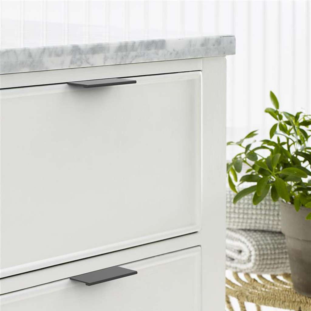 Amerock Streamline 2 Edge Pulls in Matte Black 3" BP37191MB Mounted