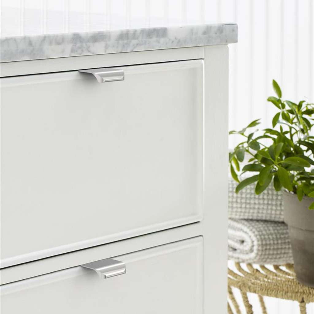 Amerock Streamline Tab Edge Pulls in Chrome 1-3/4" BP3720026 Mounted