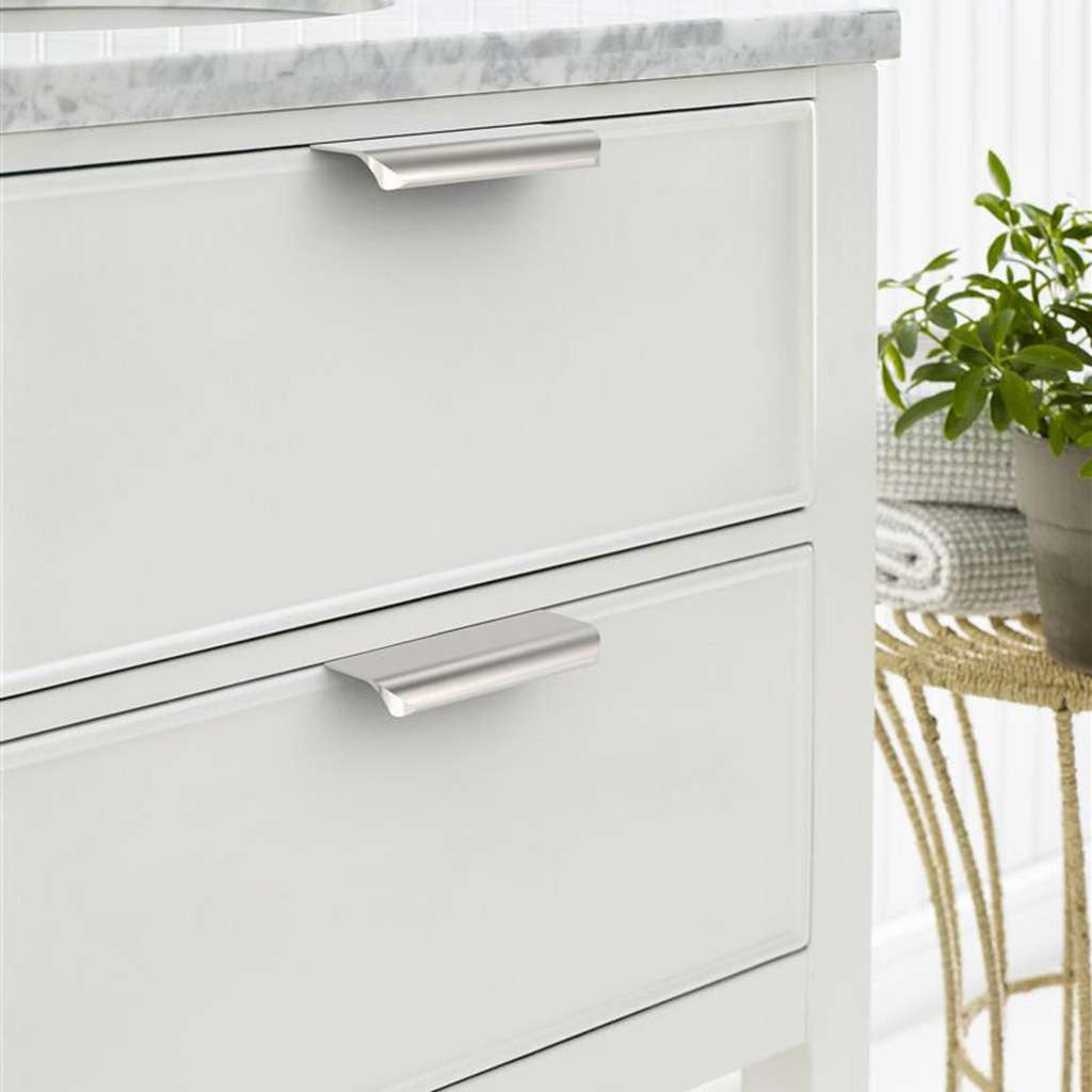 Amerock Streamline Tab Edge Pulls in Satin Nickel 4" BP37202G10 Mounted