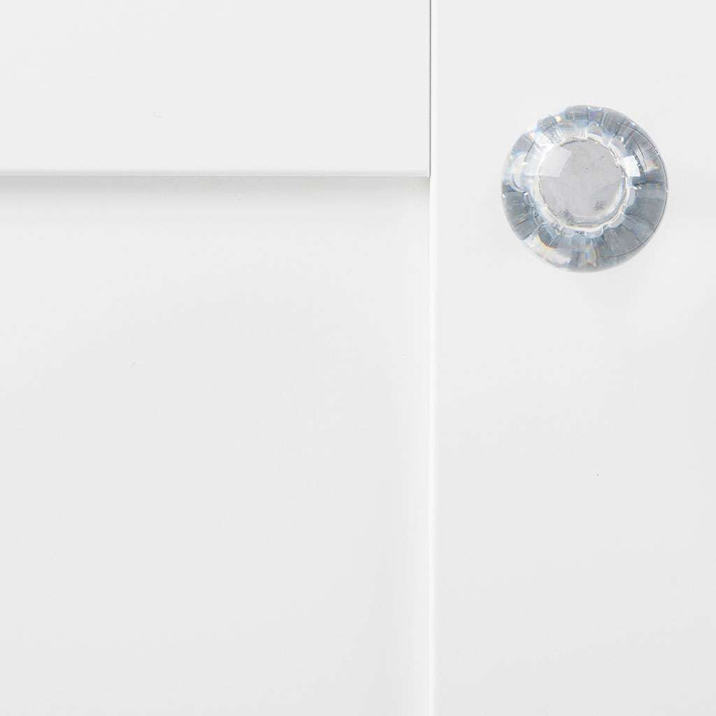 HICKORY Crystal Palace 1-3/16" Diameter Ball Cabinet Knob in Clear and Lucite P705-LU on White